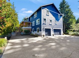 4050 Rachel Rd, Clinton, WA 98236