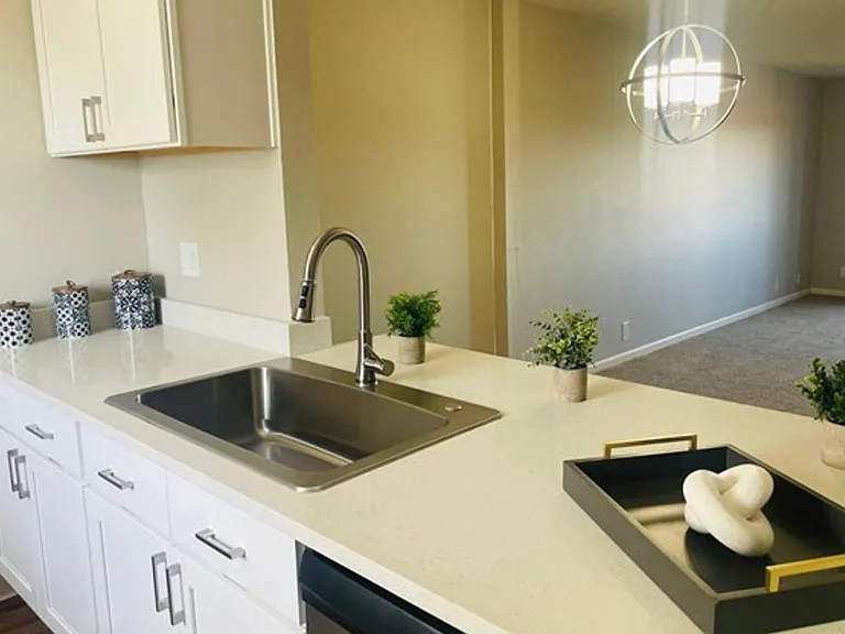 Casas Adobes Apartments — Photo 48