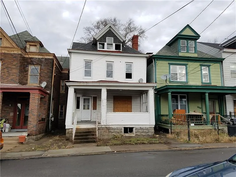 268 Kennedy Ave photo 1