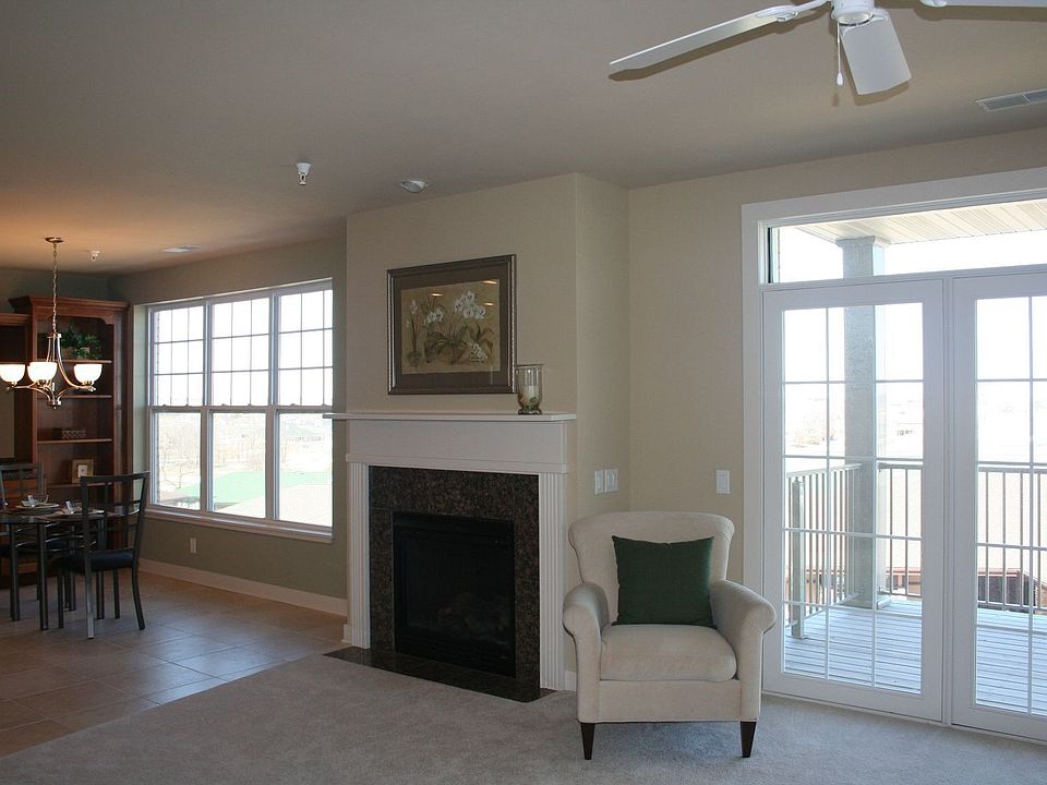 2nd image of 9225 Crosswinds Ln APT 302