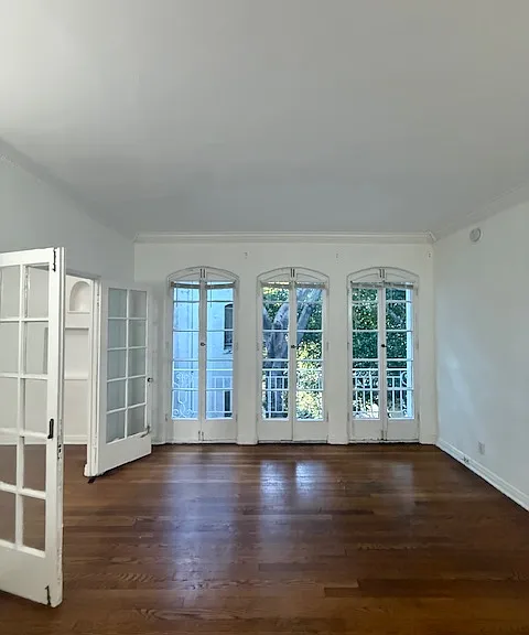 6626 Franklin Ave #303 — Photo 10