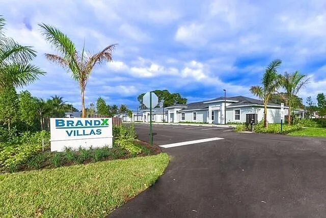 3901 Gulfstream Rd #2B — Photo 3