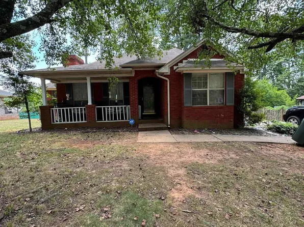 1802 Shellbrook Dr NW, Huntsville, AL 35806