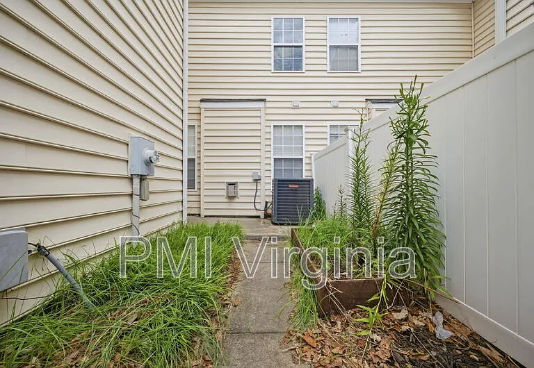 810 Great Marsh Ave — Photo 46