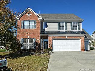 14242 Lake Crossing Dr, Charlotte, NC 28278