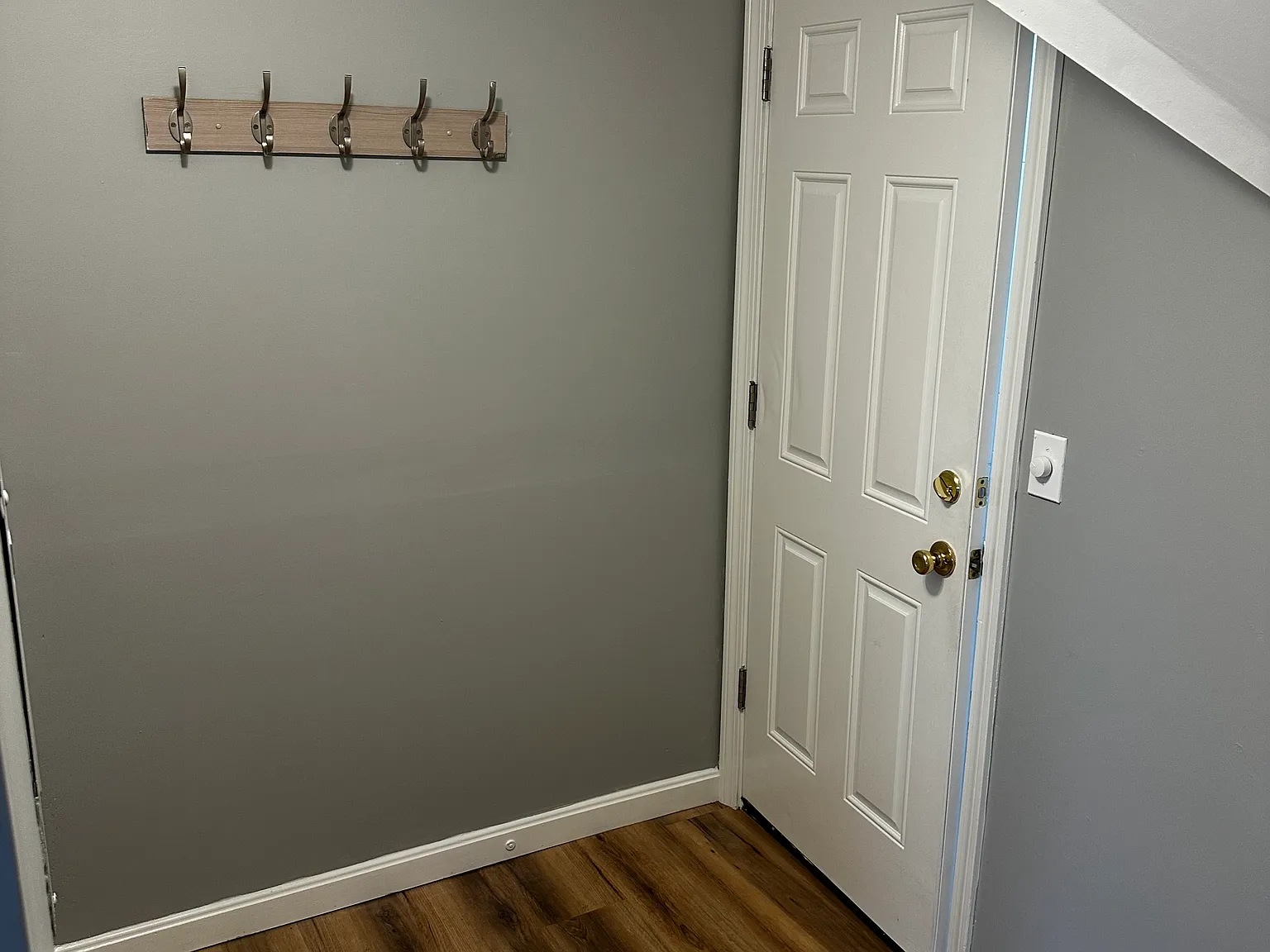 2 bed, 700 sqft, $2,200 — Photo 4