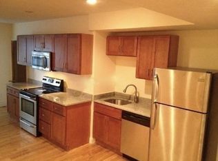41 Park Dr APT 1B, Boston, MA 02215
