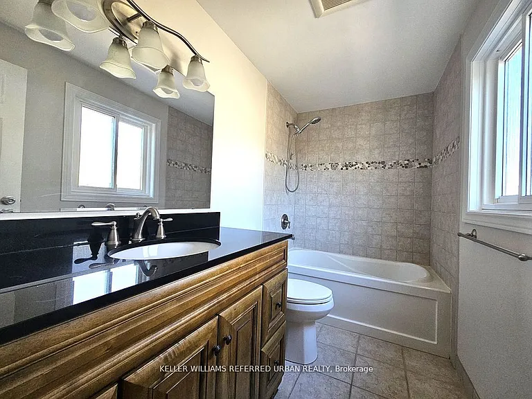 976 Timmins Gdns #MAIN — Photo 11