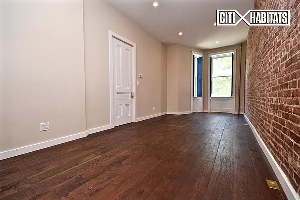 Rented by Citi Habitats | media 22