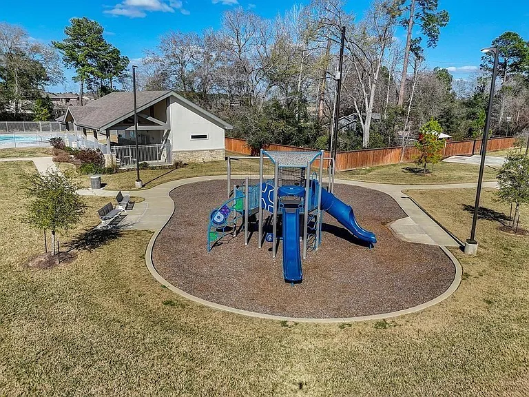 2114 Cherryvale Dr — Photo 38