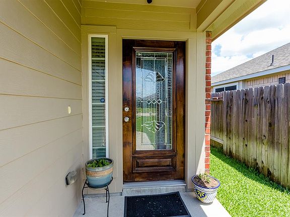 4th image of 10903 Barker View Dr