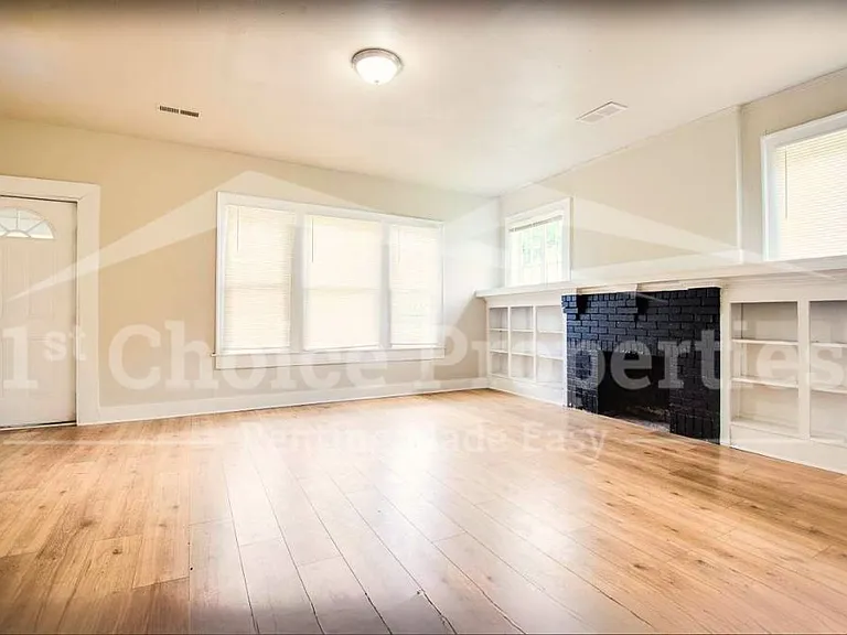 501 5th St SW — Photo 4