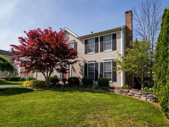 645 Bayberry Ln, Macedon, NY 14502