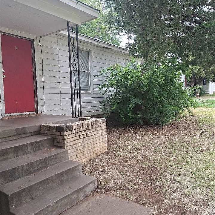 1st image of 2711 NW Mobley St