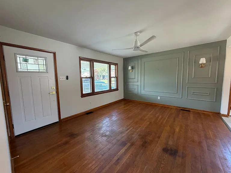 735 Eden Ct — Photo 5