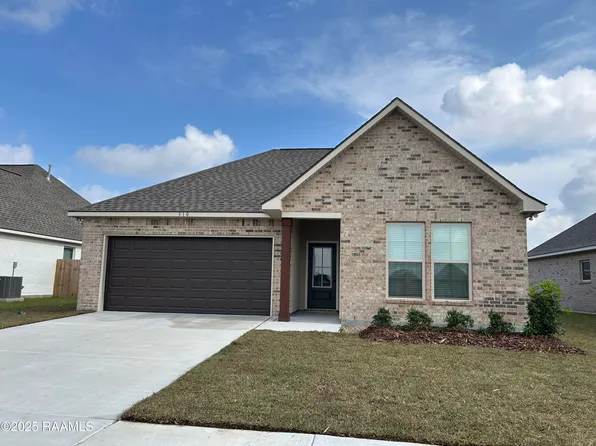 310 Hidden Meadows Dr, Lafayette, LA 70506