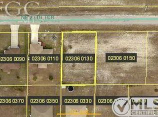 330 NE 27th Ter, Cape Coral, FL 33909