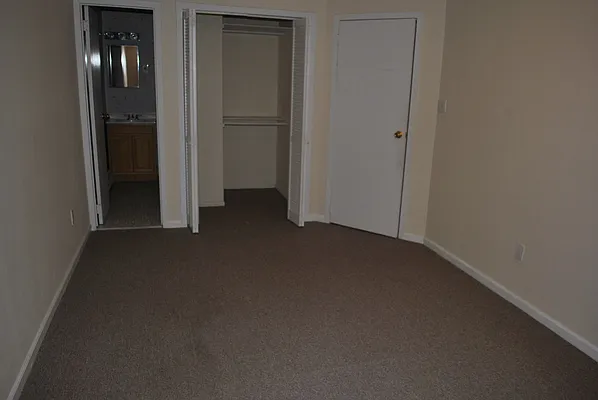 Rented by Bridgeview Realty | media 22