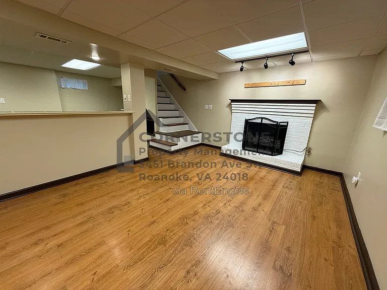 950 Palmer Ave — Photo 17