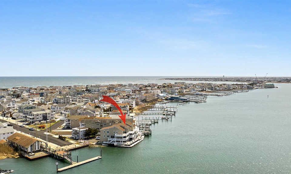 1st image of 8209 Sounds Ave APT B