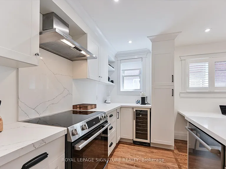 42 Strathgowan Ave #MAIN — Photo 5