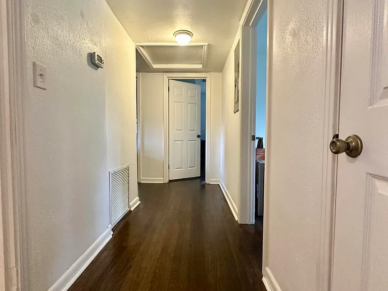 5351 Royce Ave — Photo 17