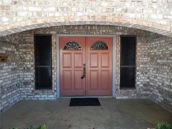 2nd image of 4313 Plantation Dr