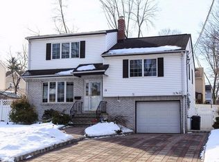 21 Westland Rd, Verona, NJ 07044