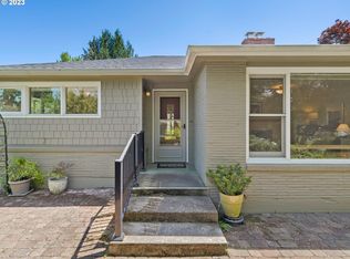 2695 Agate St, Eugene, OR 97403