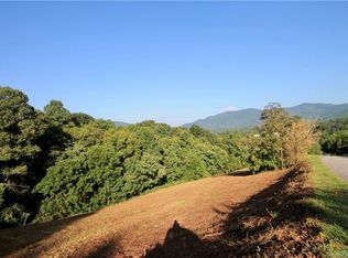 42 S Lindon Cove Rd UNIT 13, Candler, NC 28715