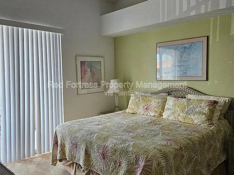 9055 Colby Dr #2221 — Photo 4