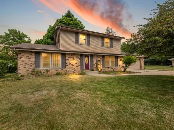 396 Scott COURT, Hartland, WI 53029