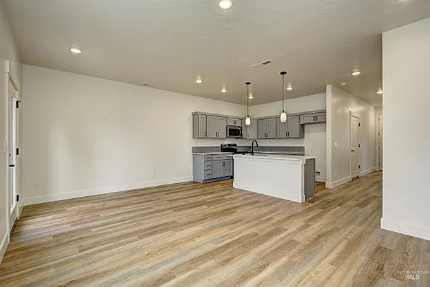 127 N Trifecta Ln — Photo 7