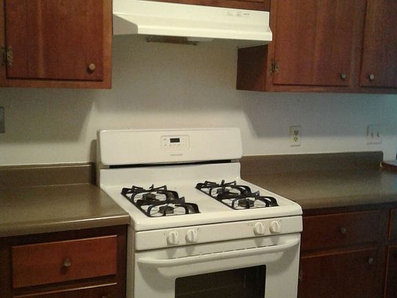 4th image of 1450 18th Ave APT B10