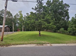 N 1st St, Leesville, LA 71446