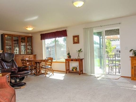 4th image of 2321 W 19th Ave