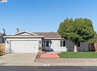 1215 Gloria Dr, Pittsburg, CA