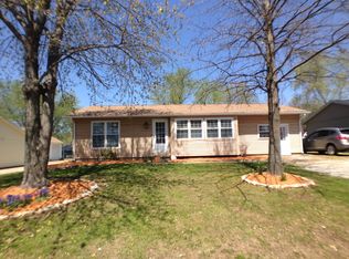 836 E Washington St, Chandler, IN 47610