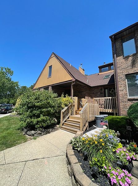 1st image of 1309 Lighthouse Ln #9FM