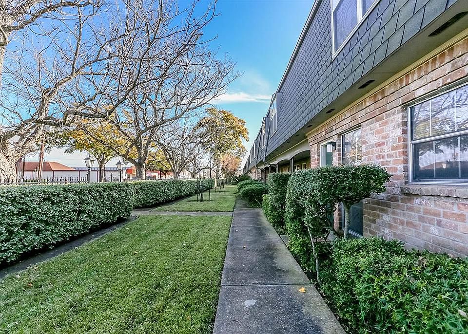 1st image of 8949 Gaylord St APT 242