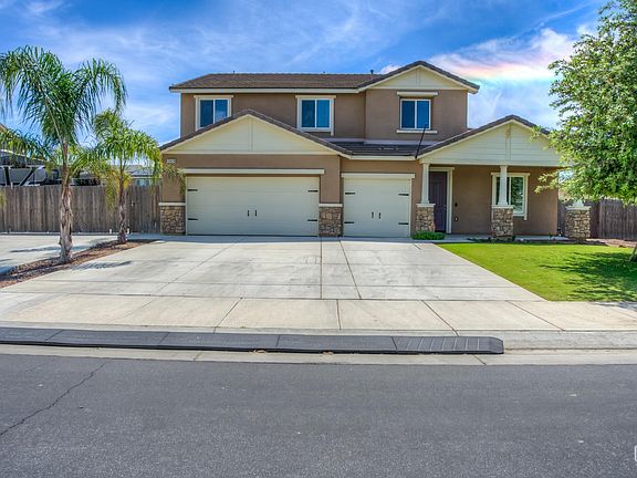 4th image of 15419 Calabria Ct