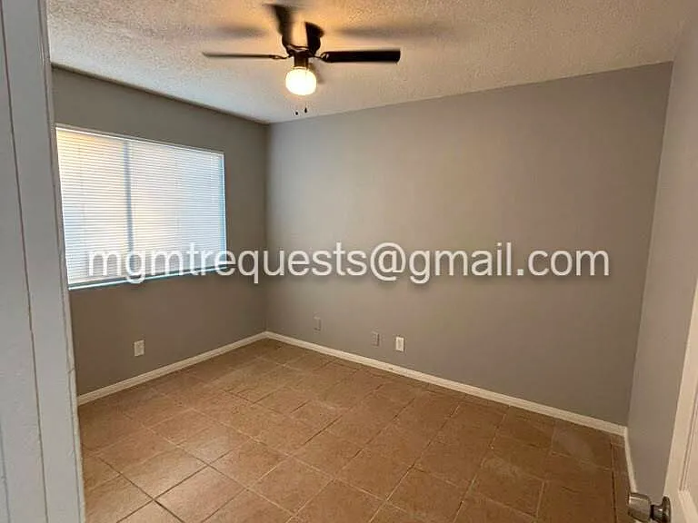 331 N 5th St #B — Photo 7