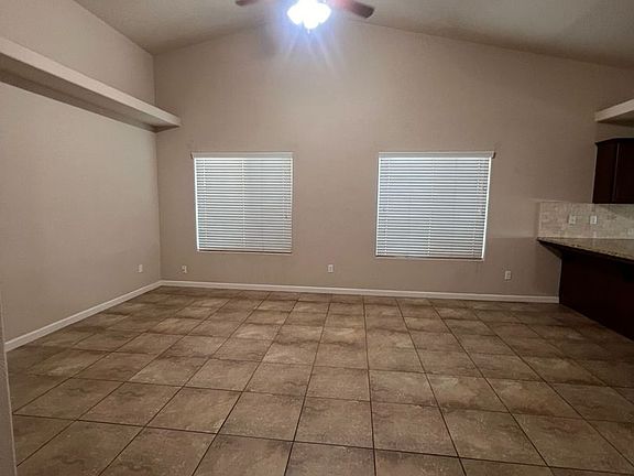 4th image of 4301 E Hillcrest Ave
