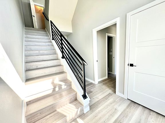 Downstairs entry