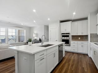 2.2.1 D - Devon Plan, The Flats at Heathcote Village by Del Webb, Haymarket, VA 20169