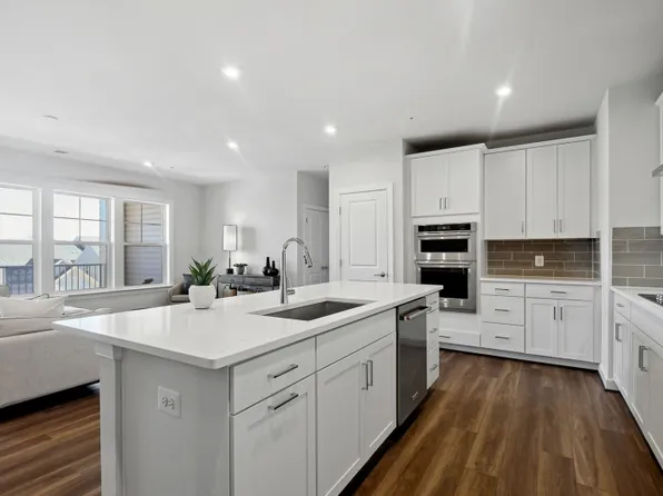 2.2.1 D - Devon Plan, The Flats at Heathcote Village by Del Webb