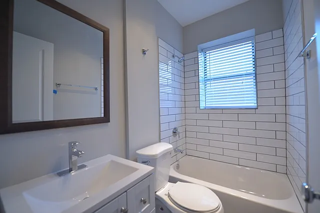 2808 S Compton Ave #2S — Photo 10