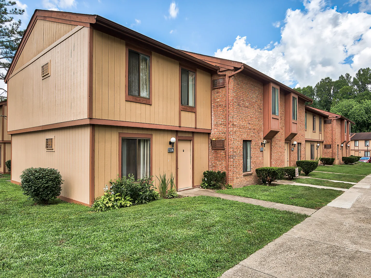 Forrest Bluff — Photo 1