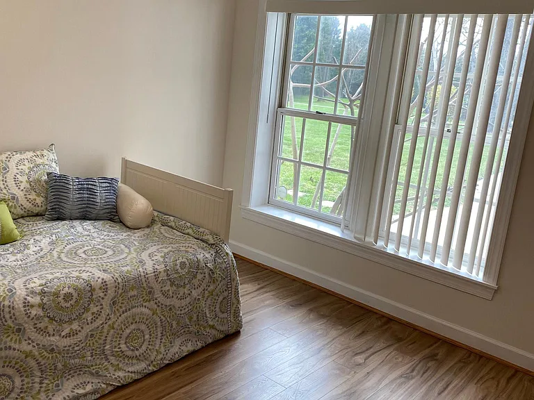 17315B Avenleigh Dr — Photo 12
