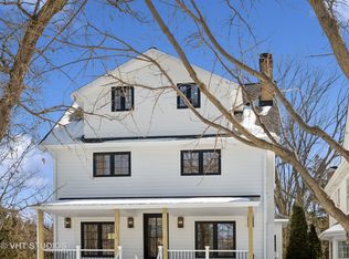 399 Ridge Ave, Winnetka, IL 60093